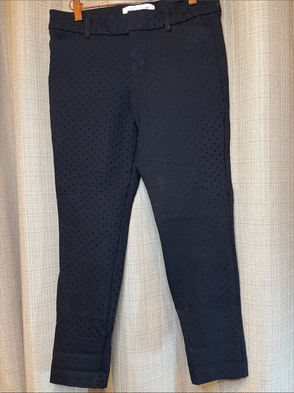 Old Navy Black Pixie Ankle Pants with Subtle Dot Texture